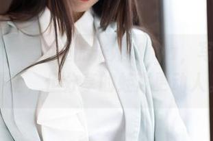 魅妍社 - 泳池里的米娅Miya，写真拍得不错，但分享的蛙声更动人。