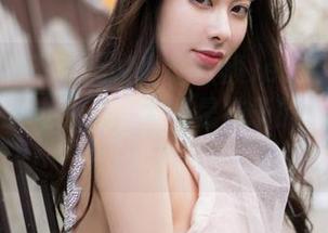魅妍社 - 不可思议！赵欢颜Jessica网袜写真集里的资源，大概是袜子的代言人吧？